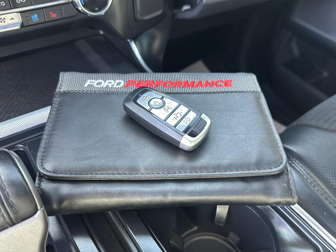 Ford F-150 Raptor SuperCrew 4WD 2022