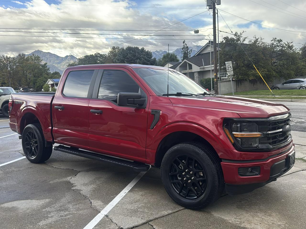 Ford F-150 STX SuperCrew 4WD 2024