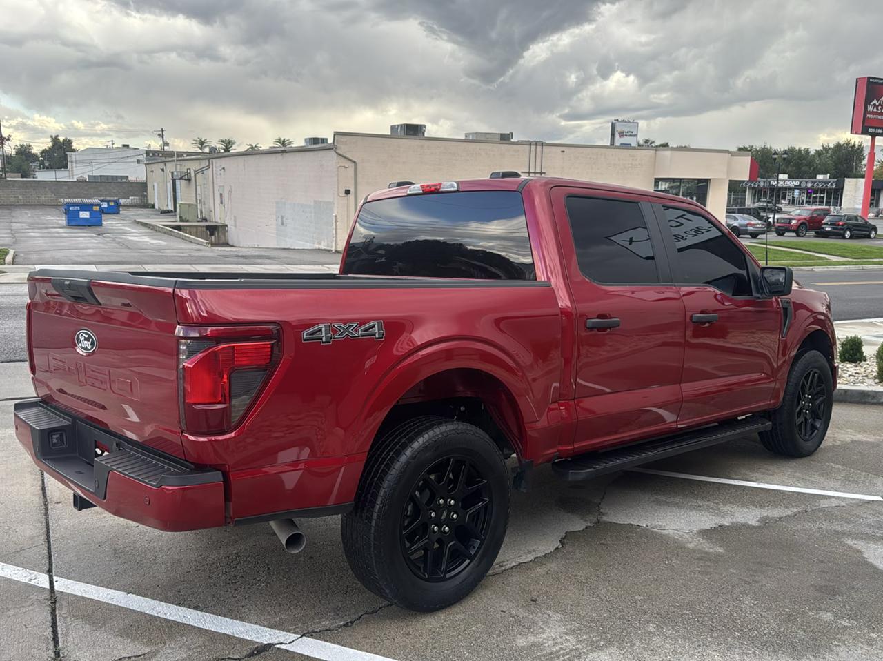 Ford F-150 STX SuperCrew 4WD 2024
