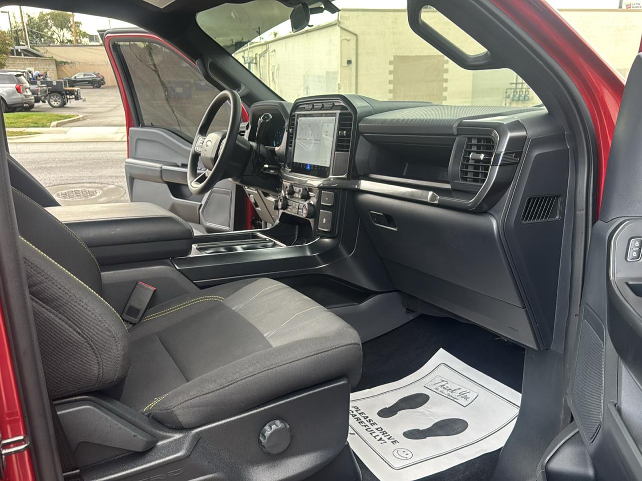 Ford F-150 STX SuperCrew 4WD 2024