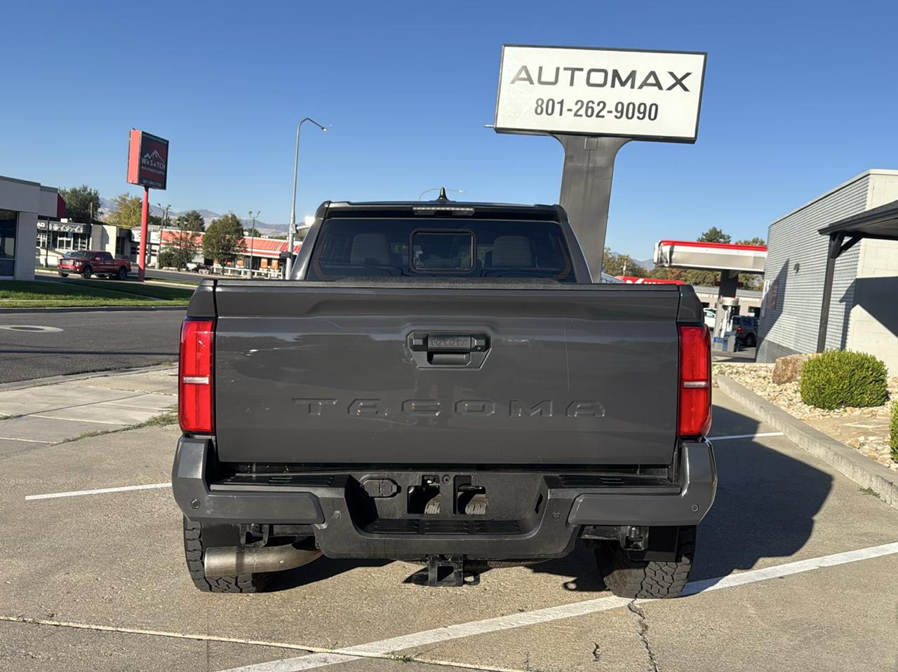 Toyota Tacoma photo 6