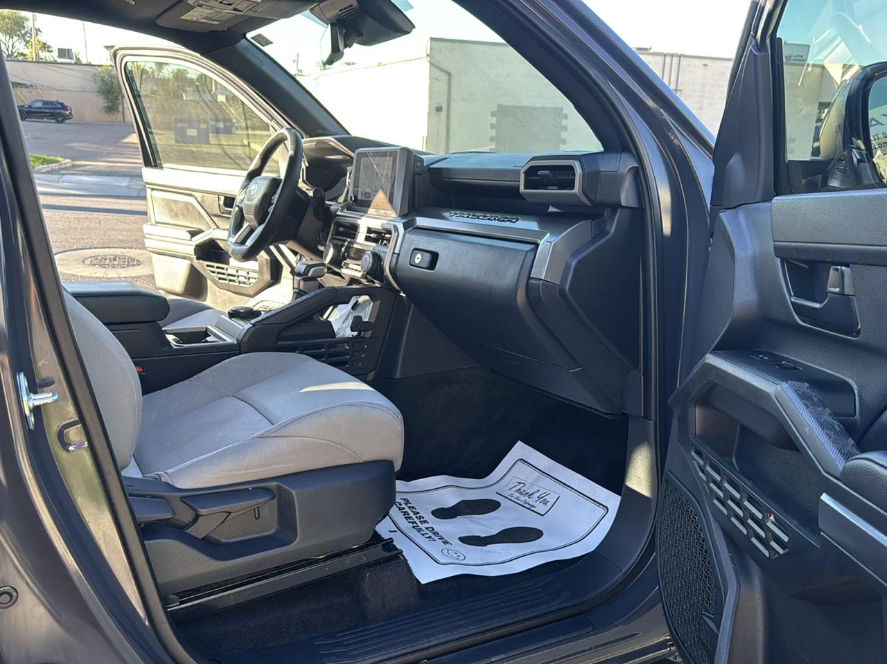 Toyota Tacoma photo 20