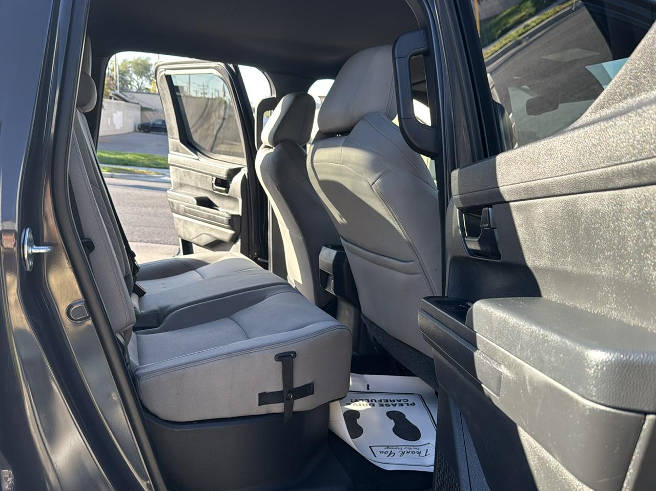 Toyota Tacoma photo 21