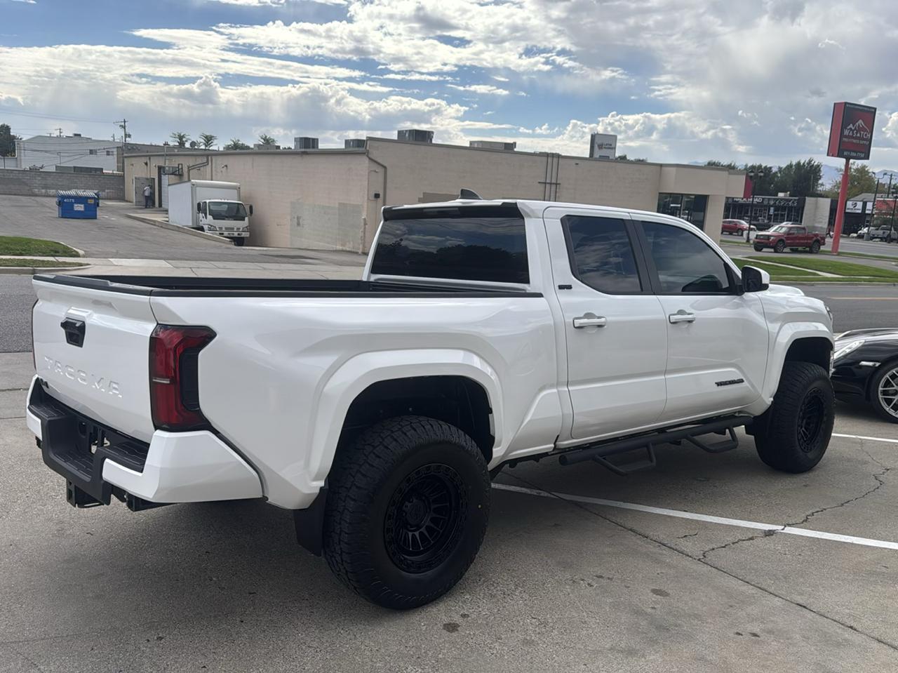 Toyota Tacoma photo 5