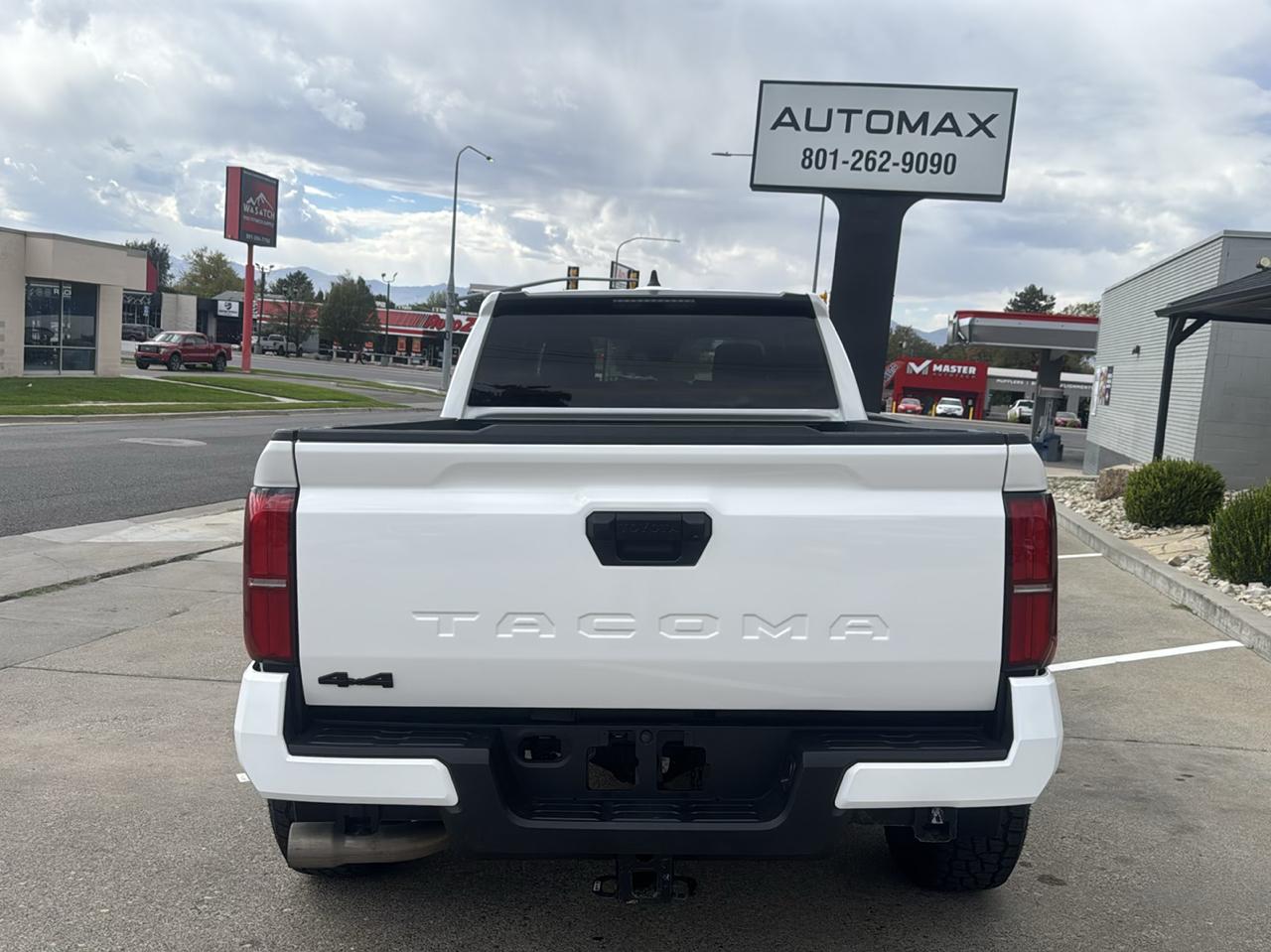 Toyota Tacoma photo 6