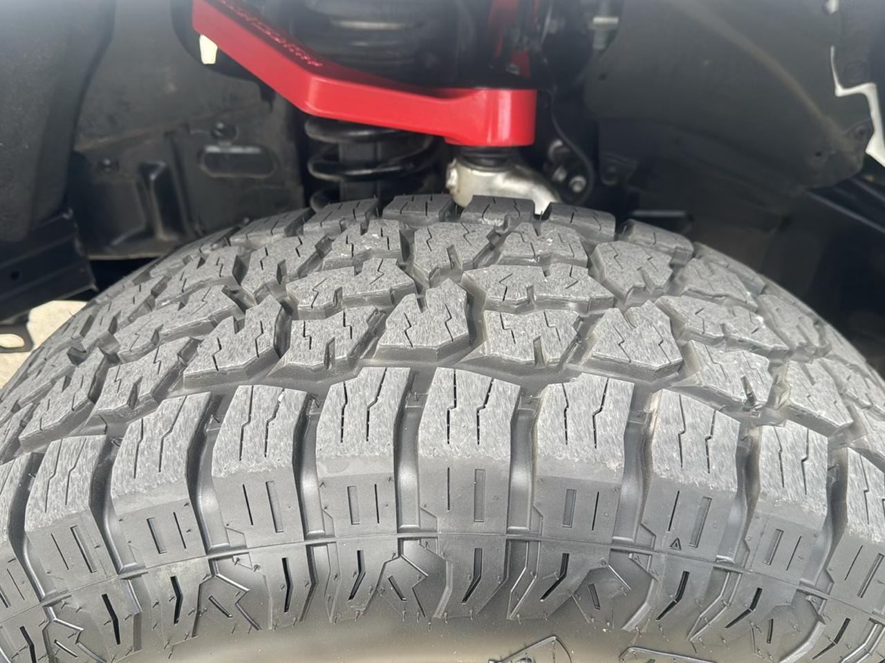 Toyota Tacoma photo 10