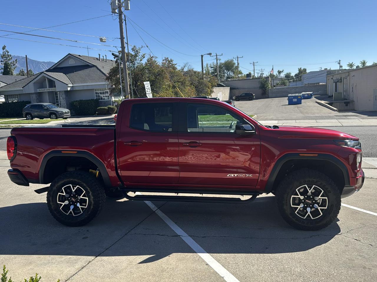 GMC Canyon photo 4