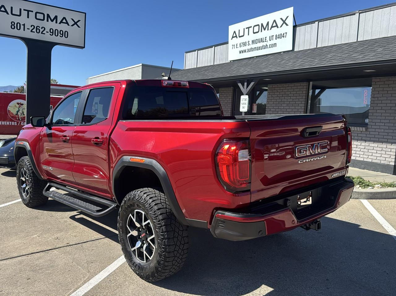 GMC Canyon photo 7