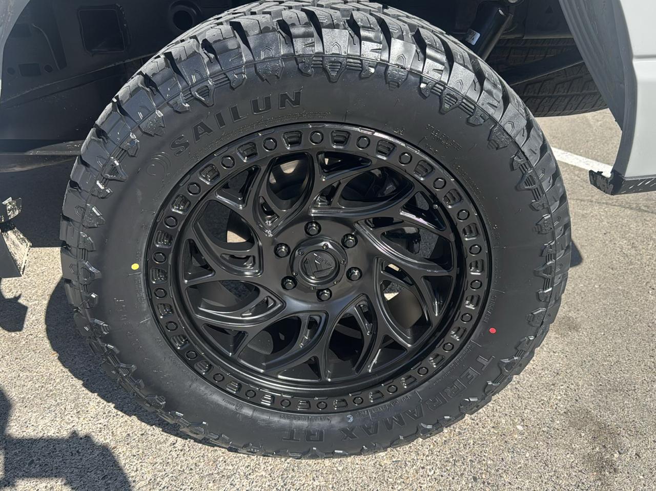 Ford F-150 STX SuperCrew 4WD 2024