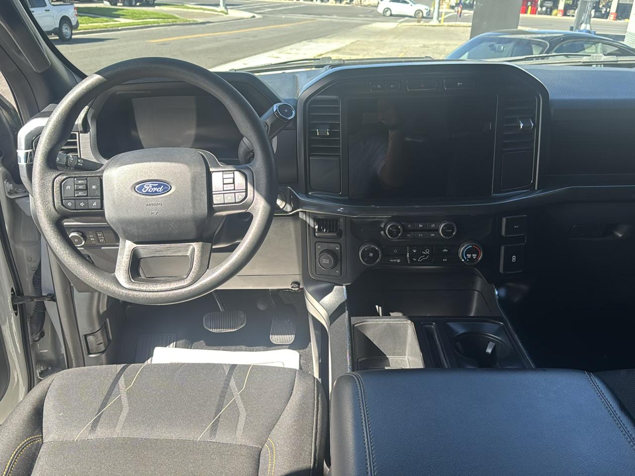 Ford F-150 STX SuperCrew 4WD 2024