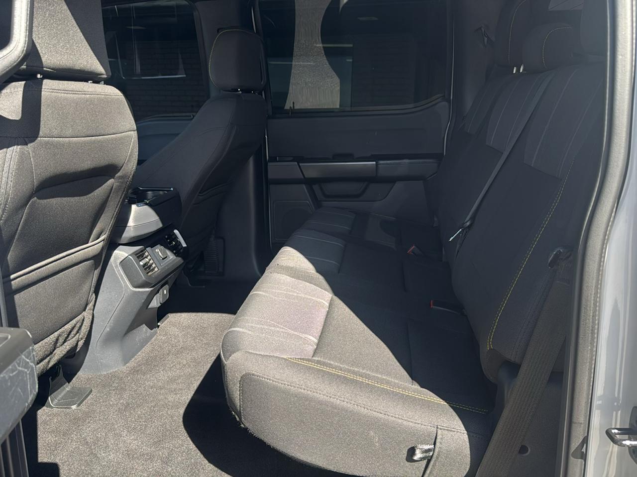 Ford F-150 STX SuperCrew 4WD 2024