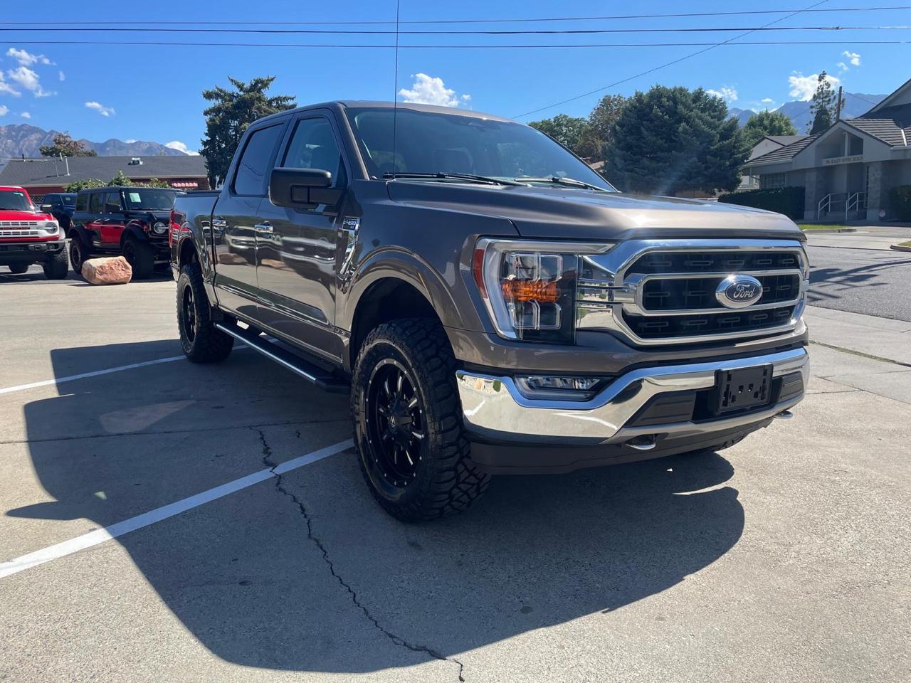 Ford F-150 XLT SuperCrew 5.5-ft. Bed 4WD 2021