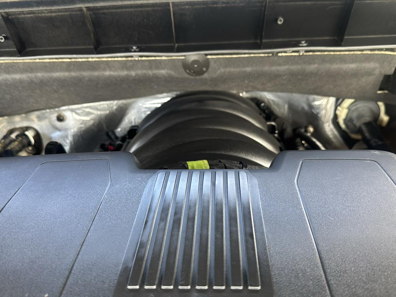 Chevrolet Silverado photo 25