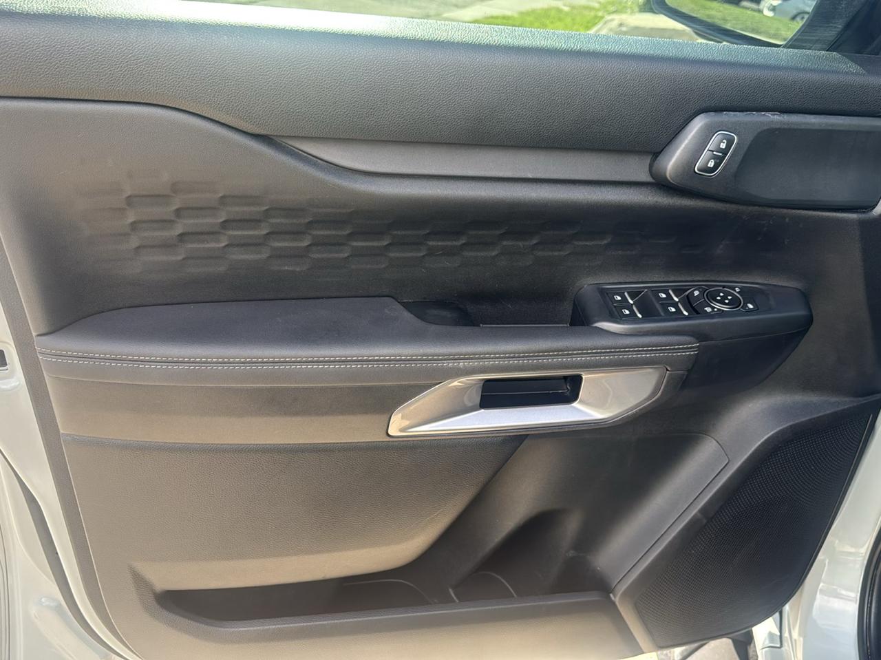 Ford Ranger photo 11