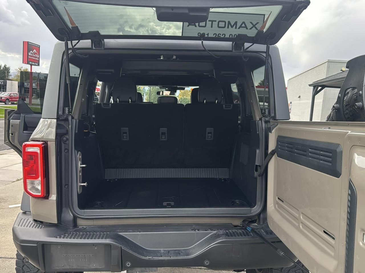 Ford Bronco photo 25