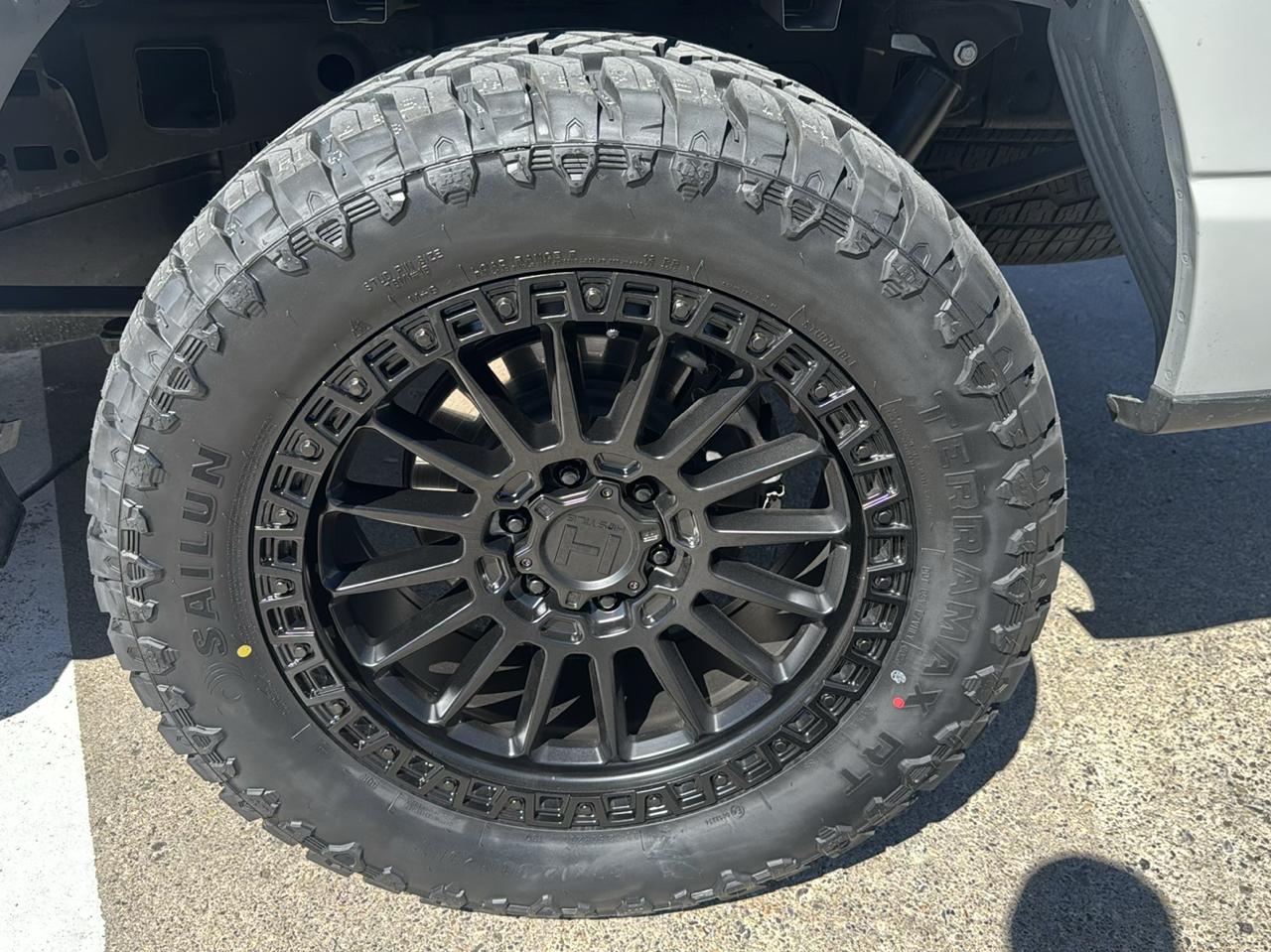 Ford F-150 XLT SuperCrew 4WD 2024