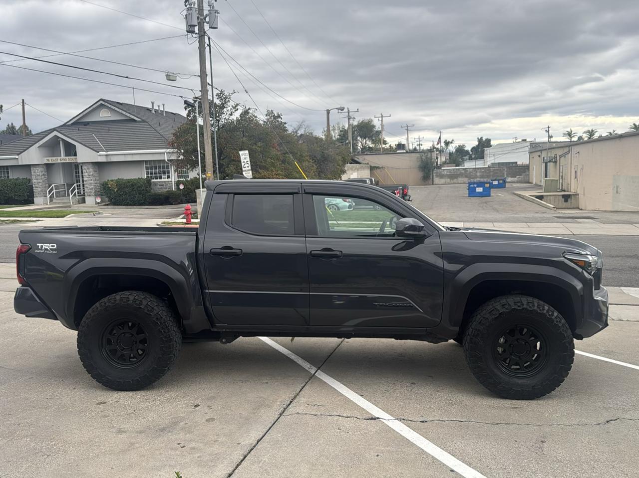 Toyota Tacoma  2025