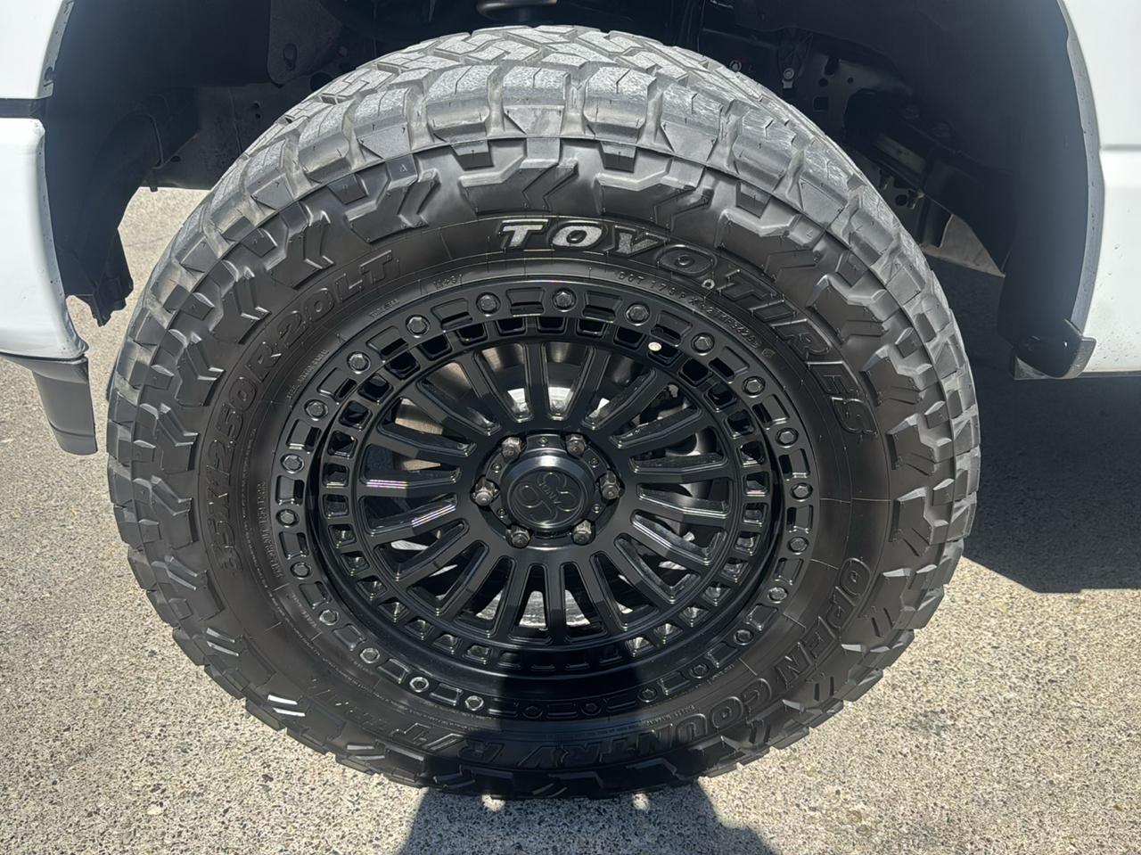 Ford F-150 photo 9