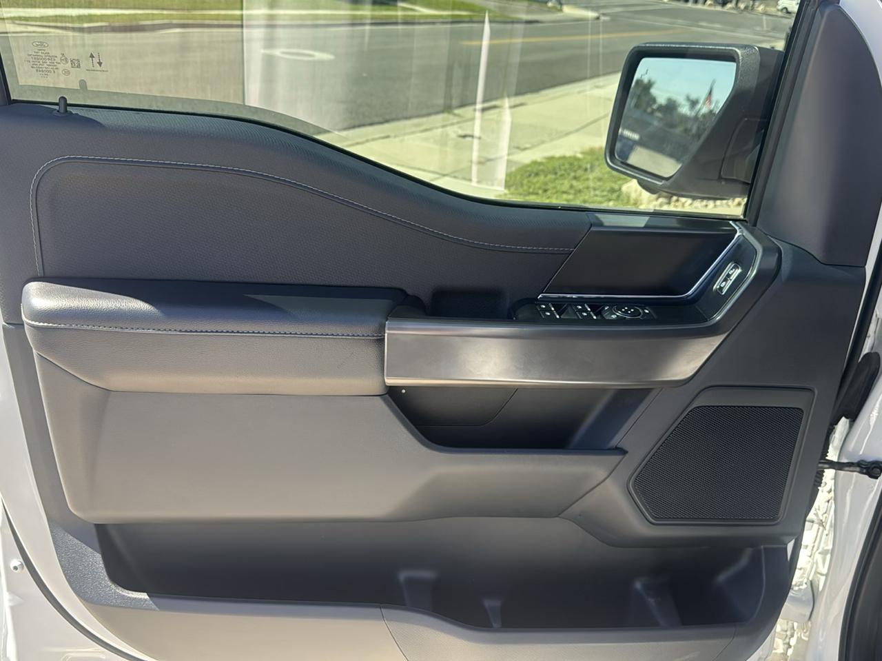 Ford F-150 photo 13
