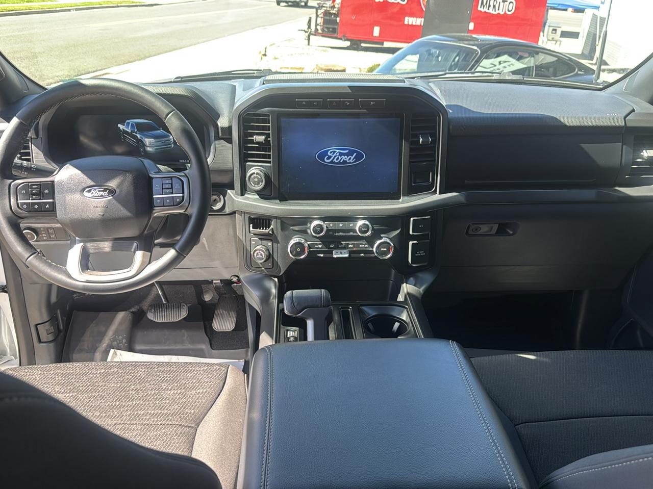 Ford F-150 photo 15