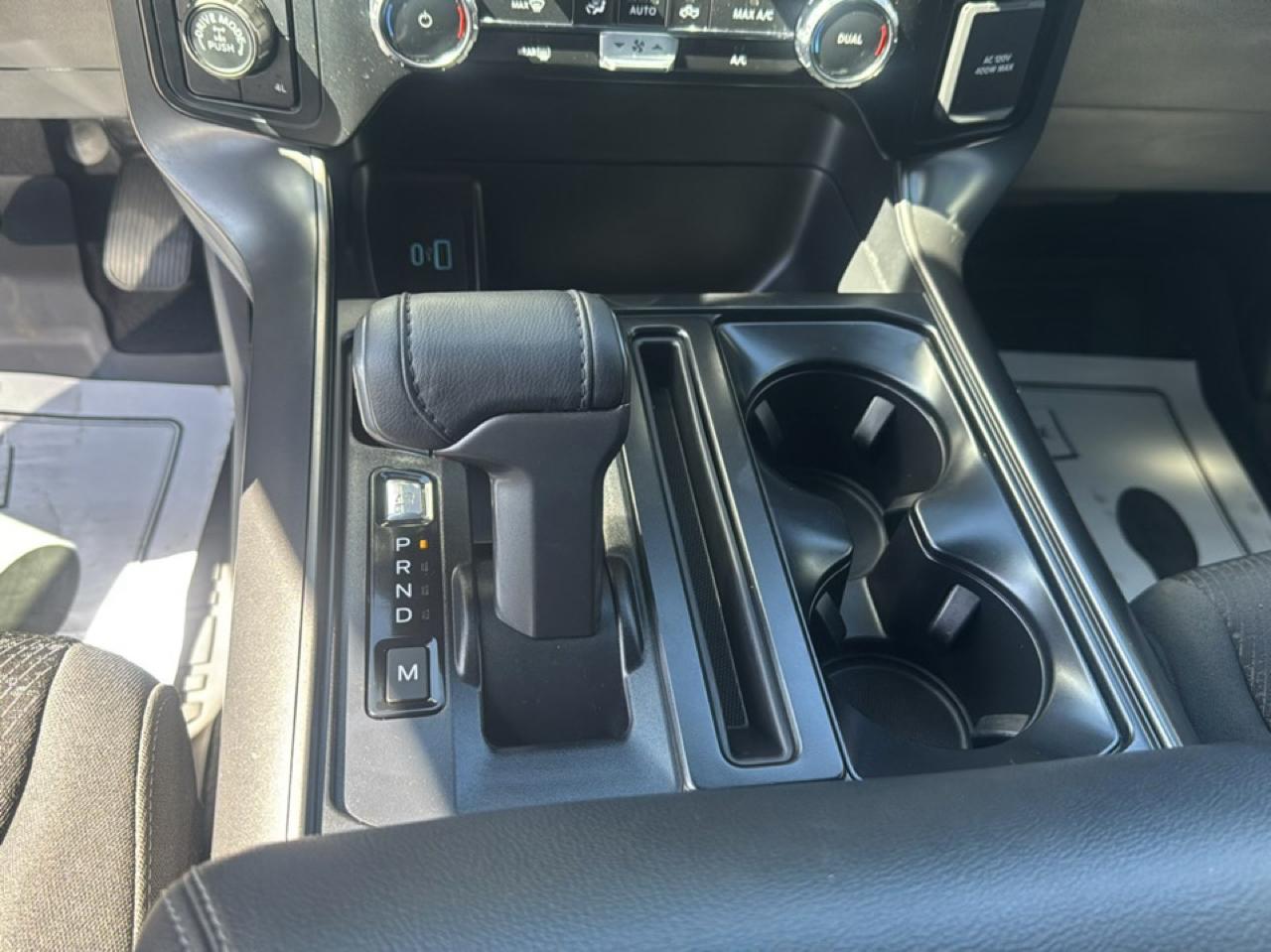Ford F-150 photo 22