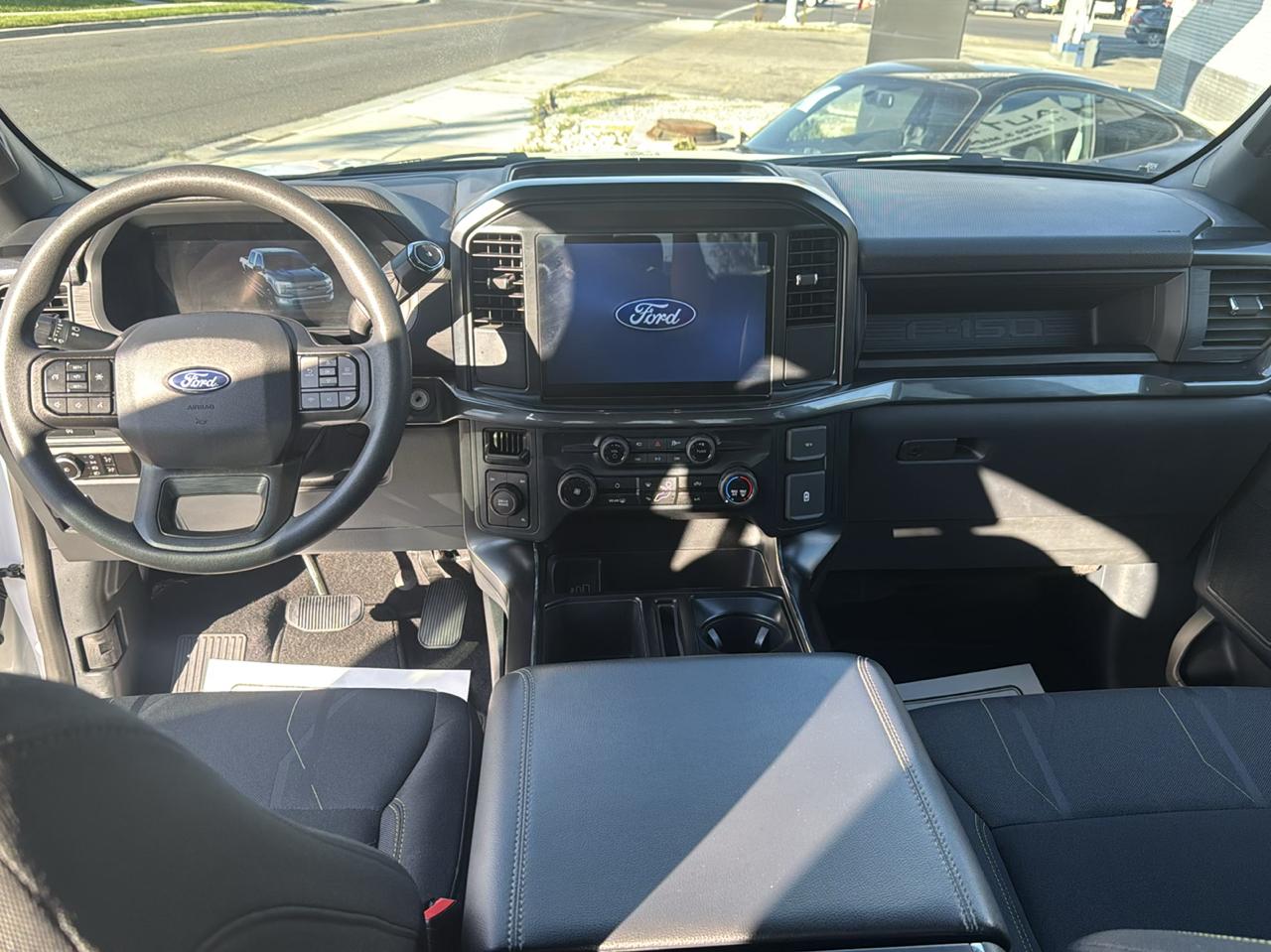 Ford F-150 photo 14