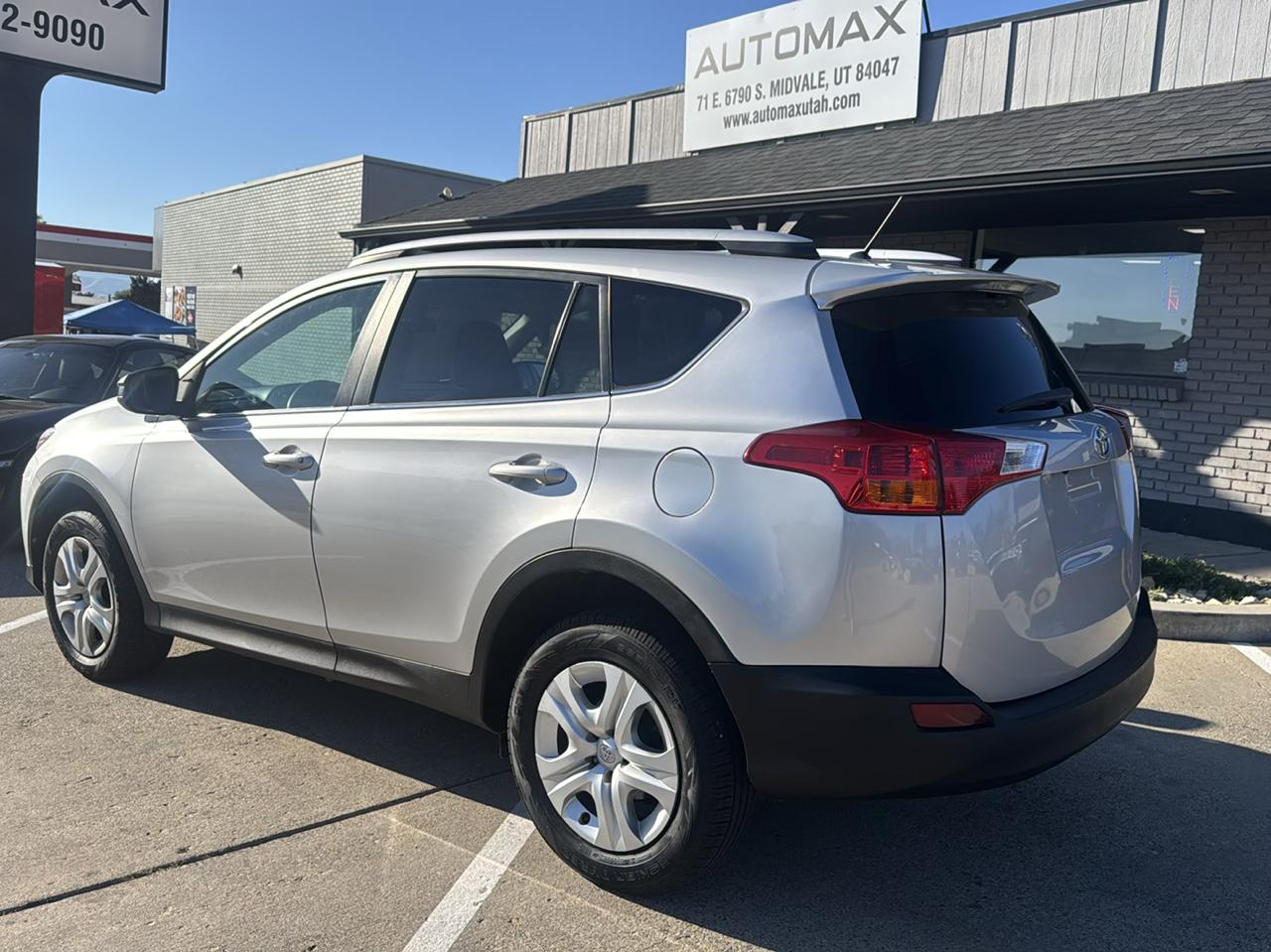 Toyota RAV4 LE AWD 2013