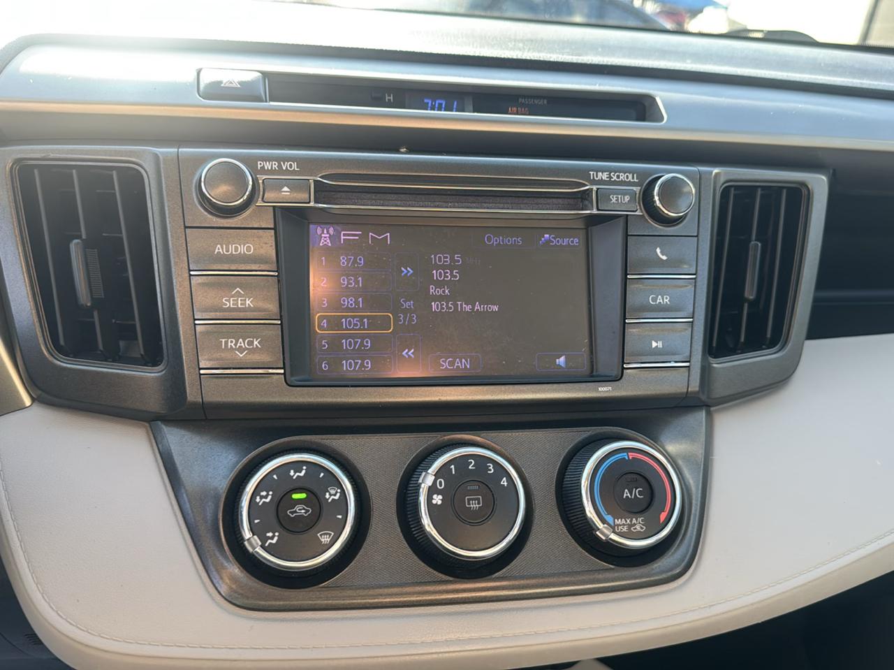 Toyota RAV4 LE AWD 2013