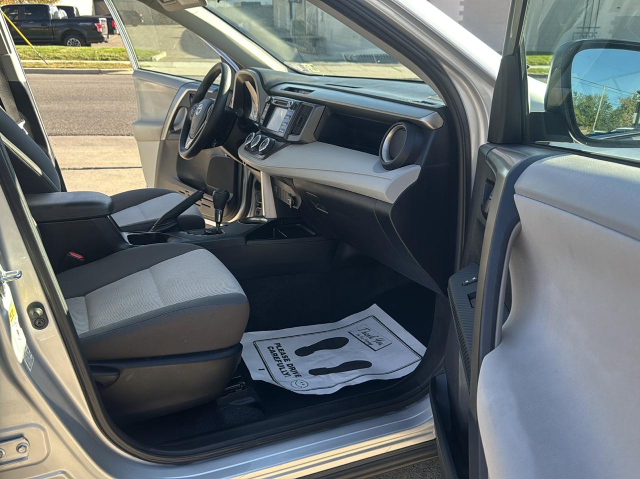 Toyota RAV4 LE AWD 2013