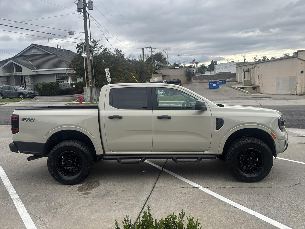Ford Ranger XLT SuperCrew 4WD 2025