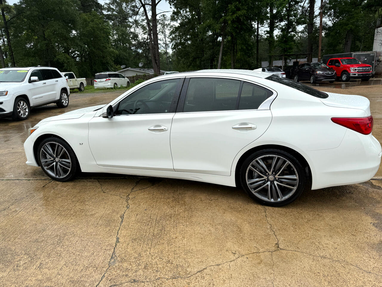 Infiniti Q50 4dr Sdn Sport RWD 2015 Infiniti Q50 4dr Sdn Sport RWD 2015