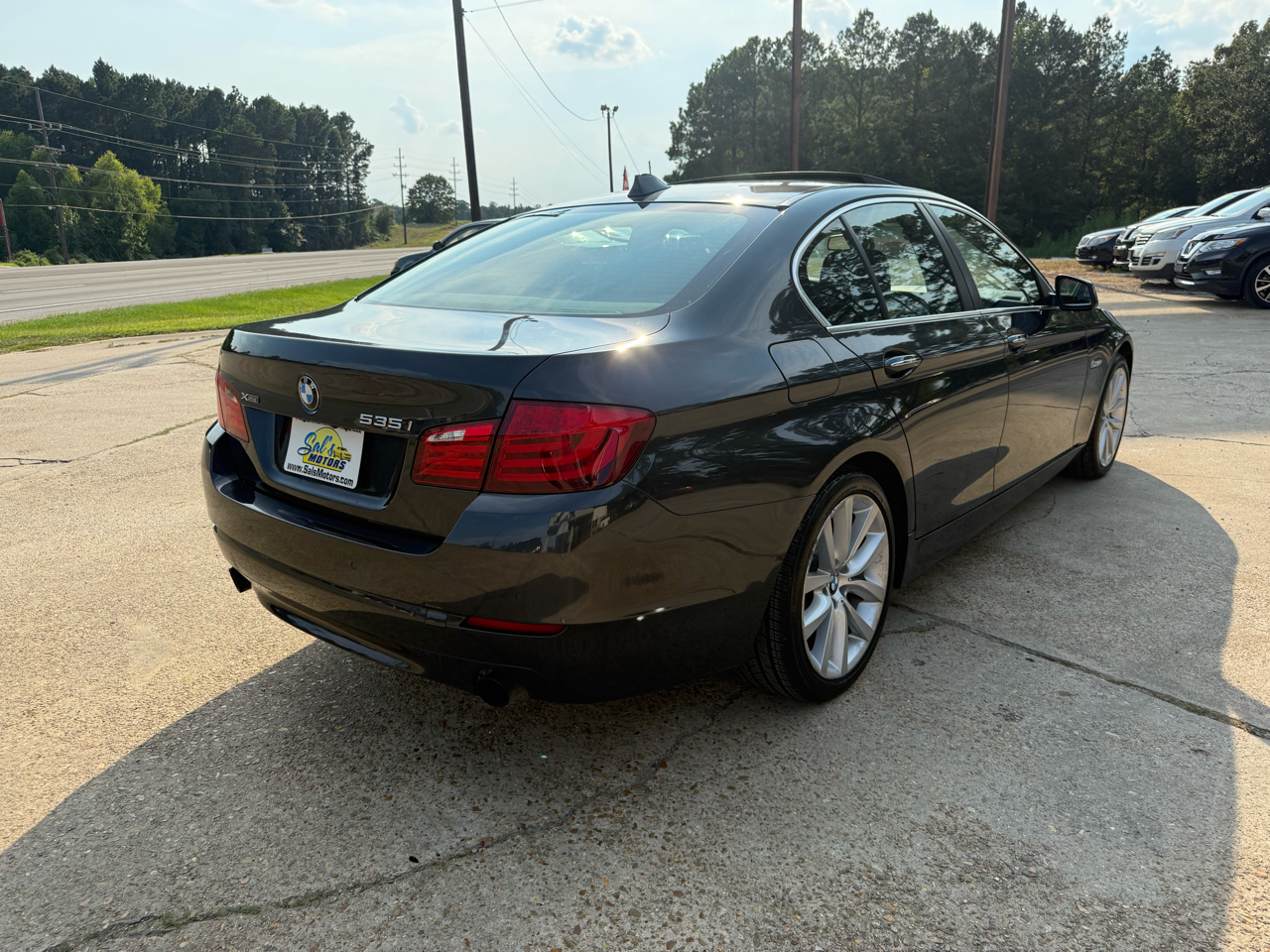 BMW 5 Series 4dr Sdn 535i xDrive AWD 2013 BMW 5 Series 4dr Sdn 535i xDrive AWD 2013