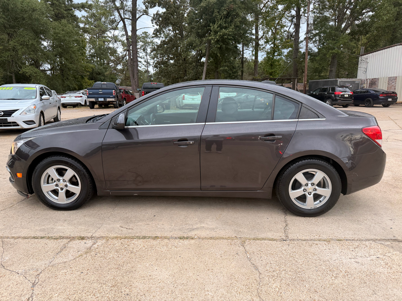 Chevrolet Cruze Limited 4dr Sdn Auto LT w/1LT 2016