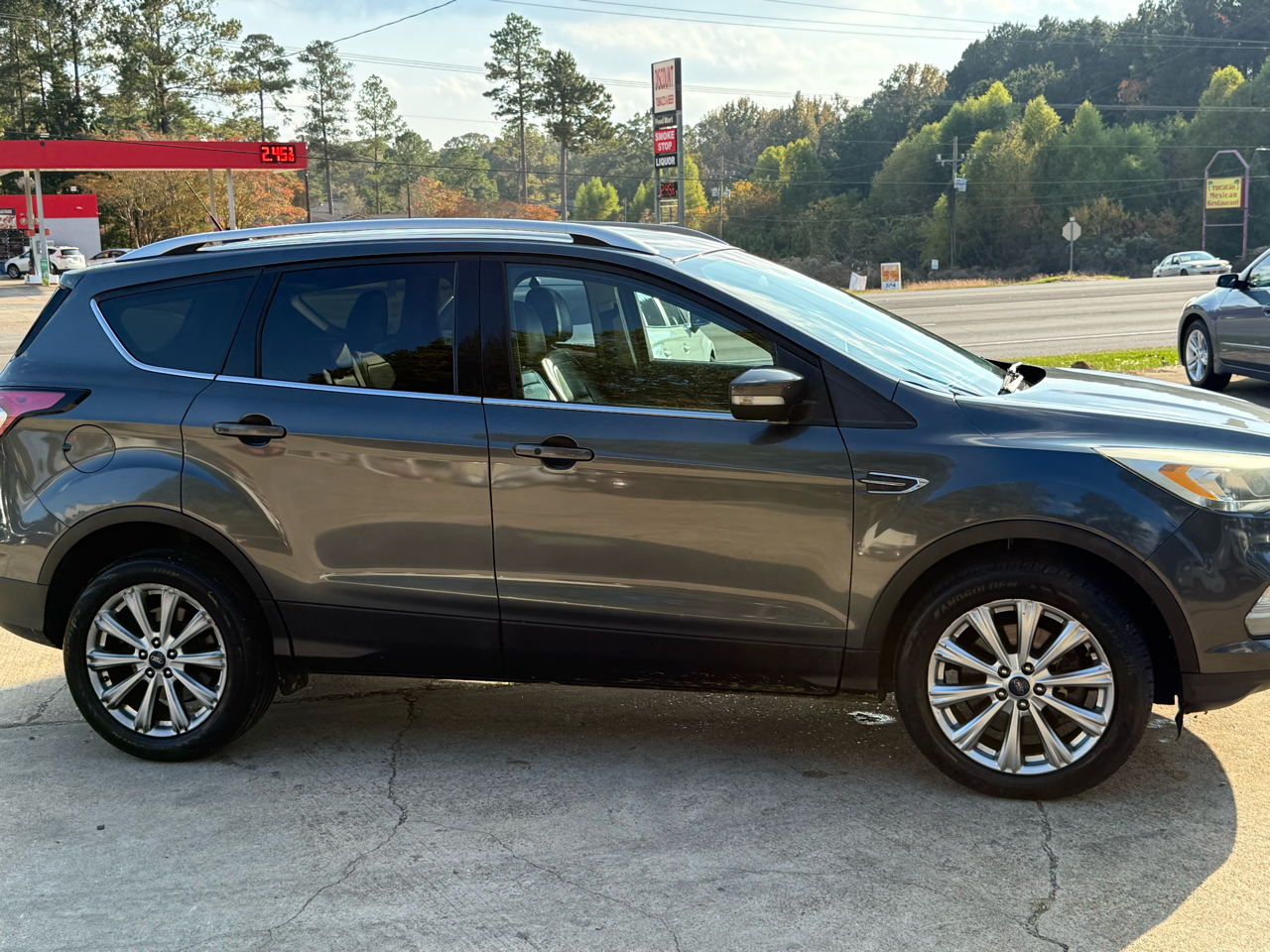 Ford Escape Titanium FWD 2017