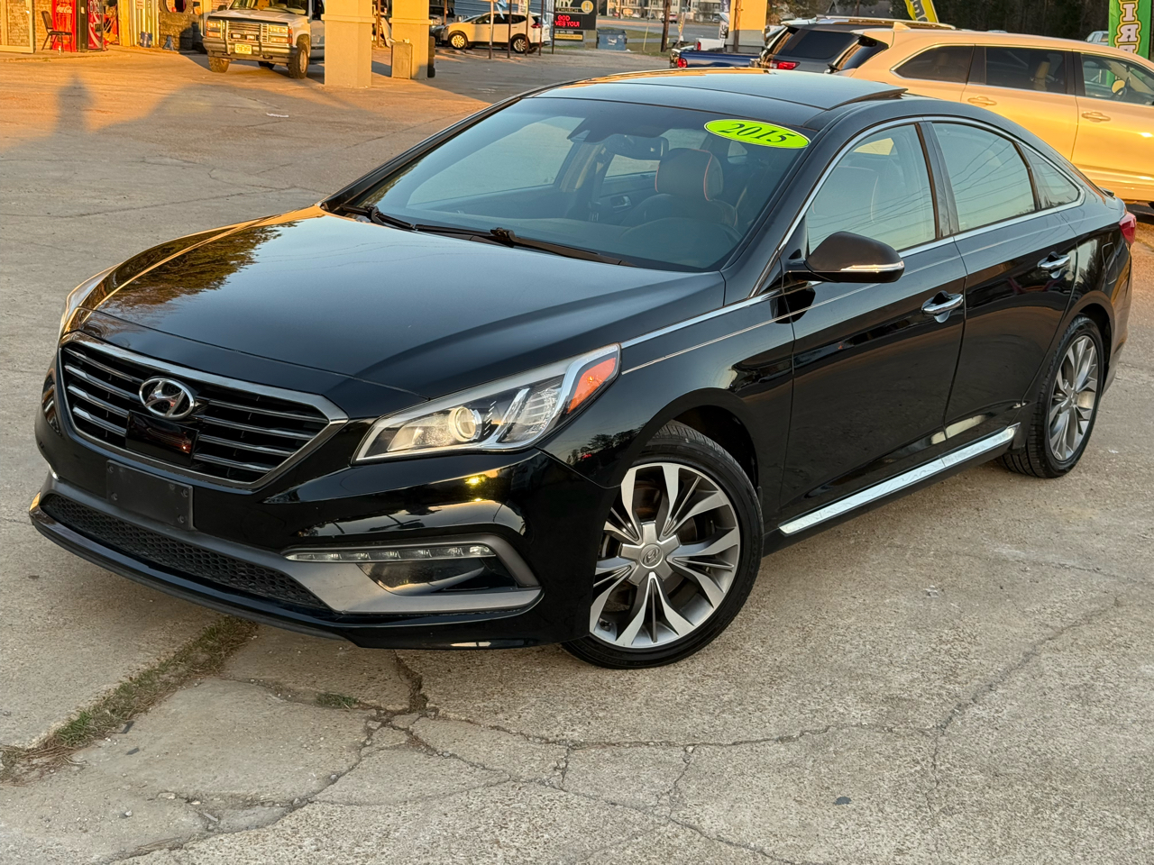Hyundai Sonata 4dr Sdn 2.0T Limited 2015