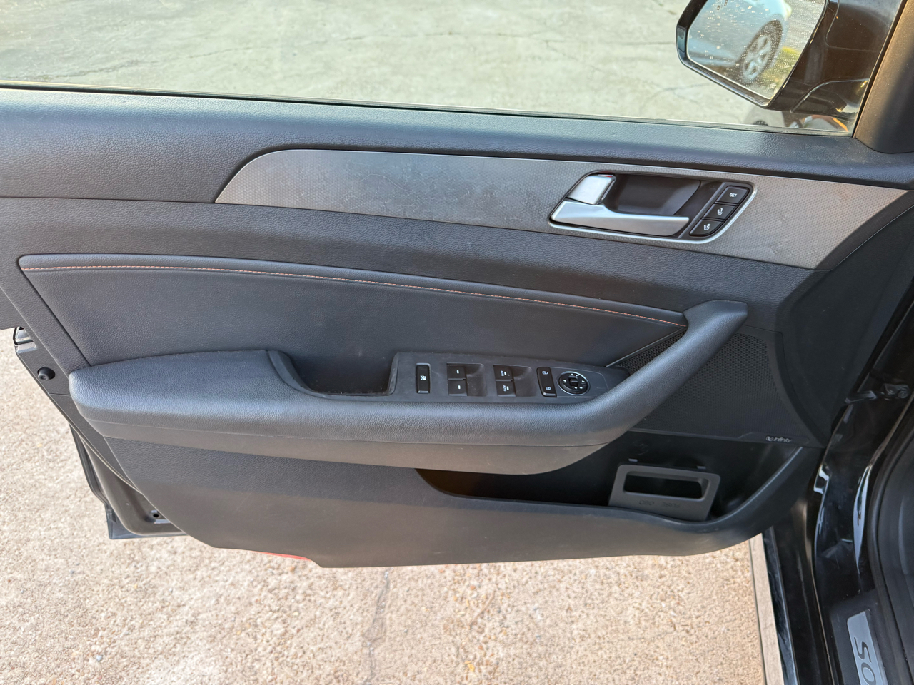 Hyundai Sonata 4dr Sdn 2.0T Limited 2015