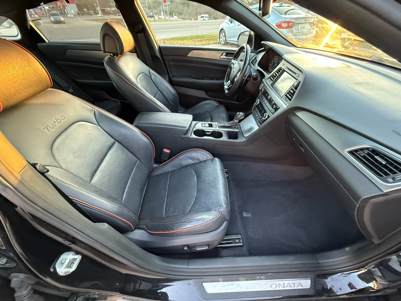 Hyundai Sonata 4dr Sdn 2.0T Limited 2015