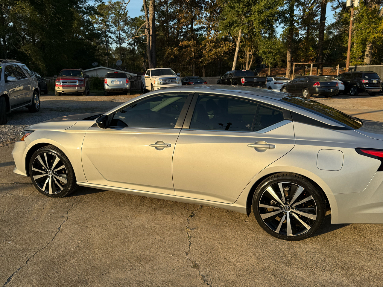 Nissan Altima 2.5 SR Sedan 2019