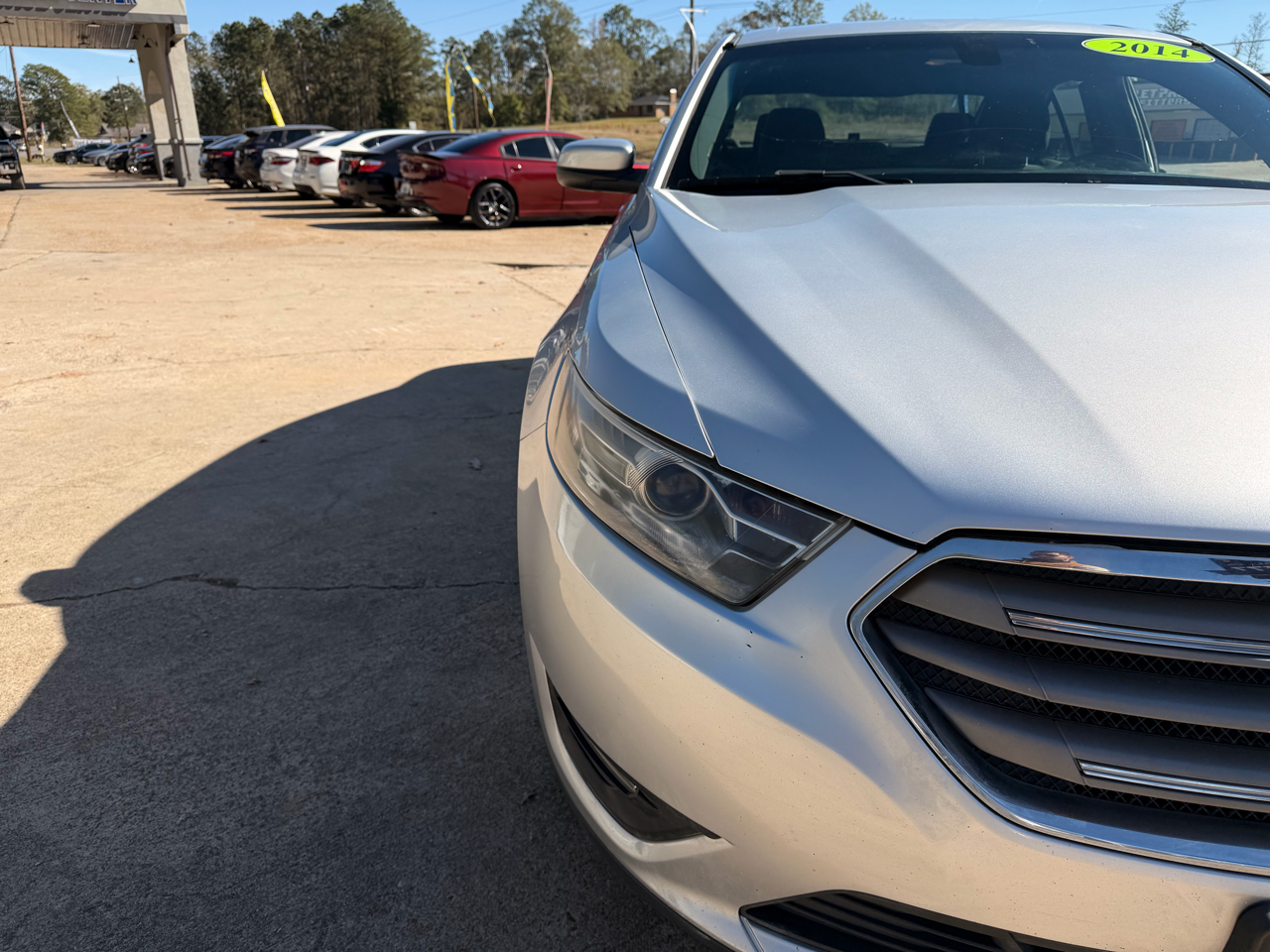 Ford Taurus 4dr Sdn SEL FWD 2014