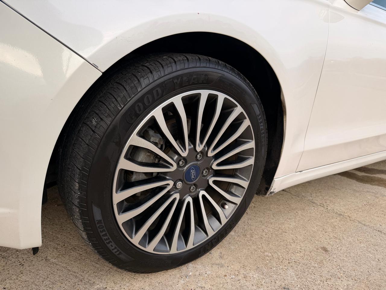 Ford Fusion SE FWD 2017