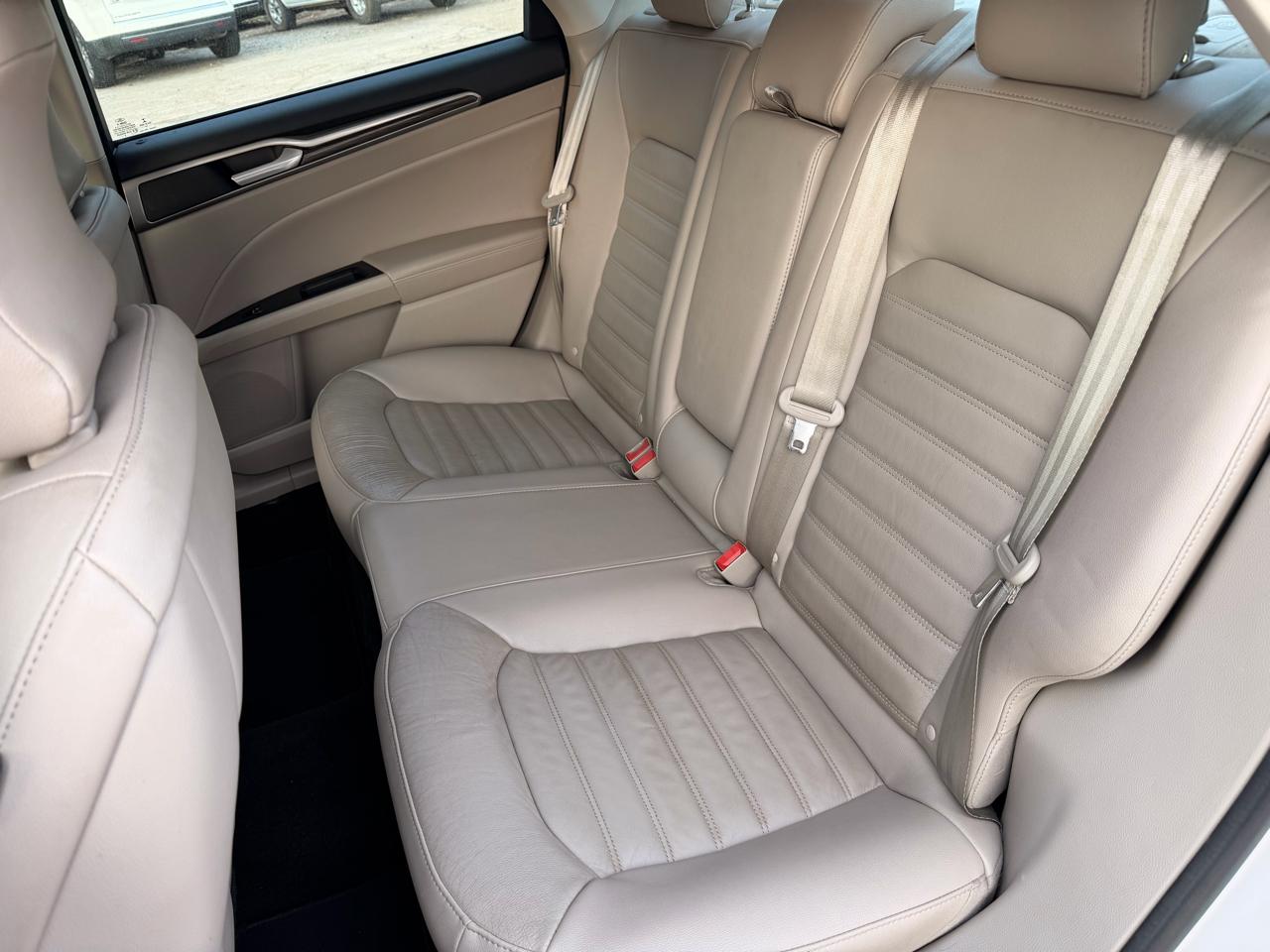 Ford Fusion SE FWD 2017