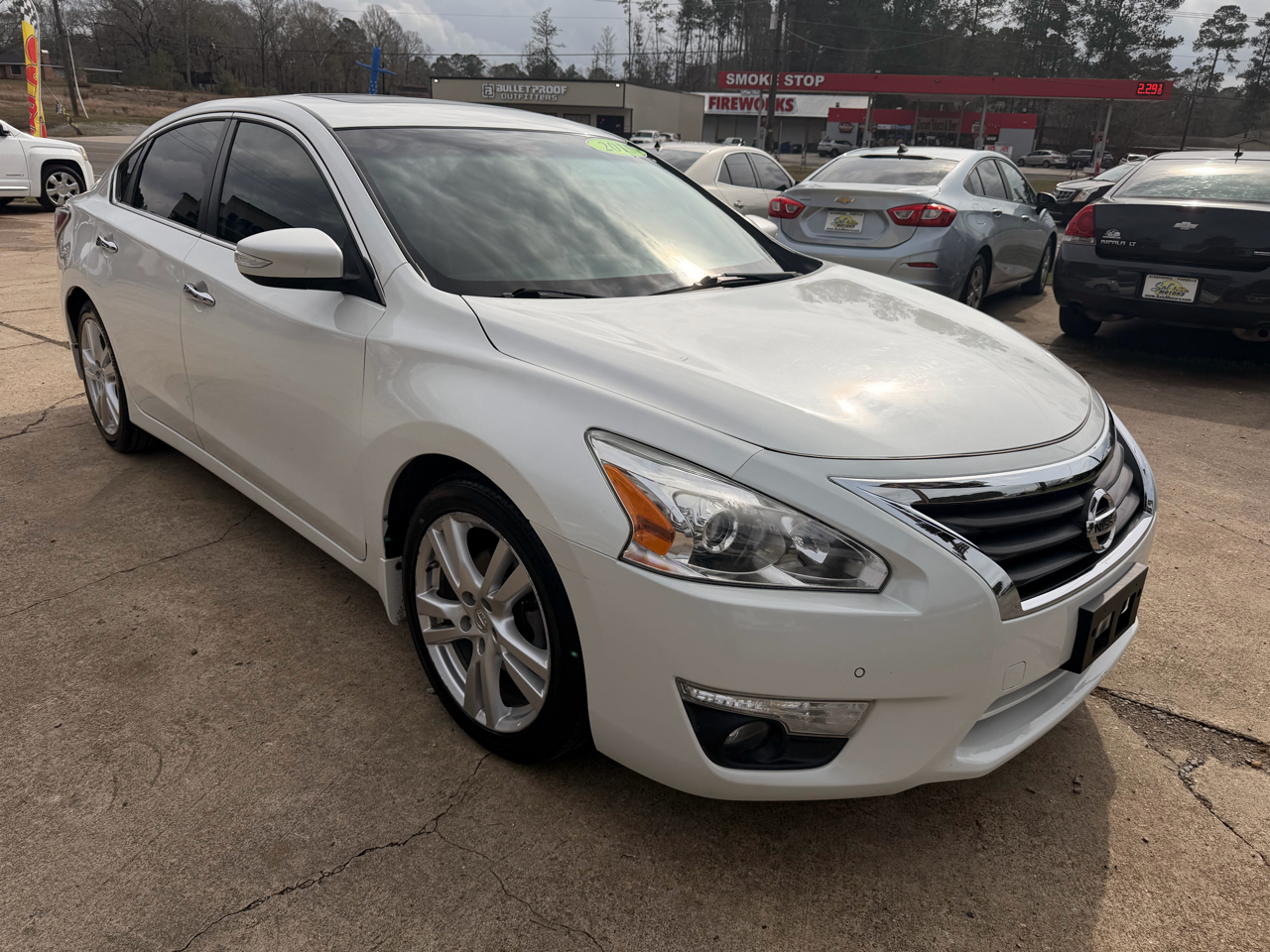 Nissan Altima 4dr Sdn V6 3.5 SL 2015