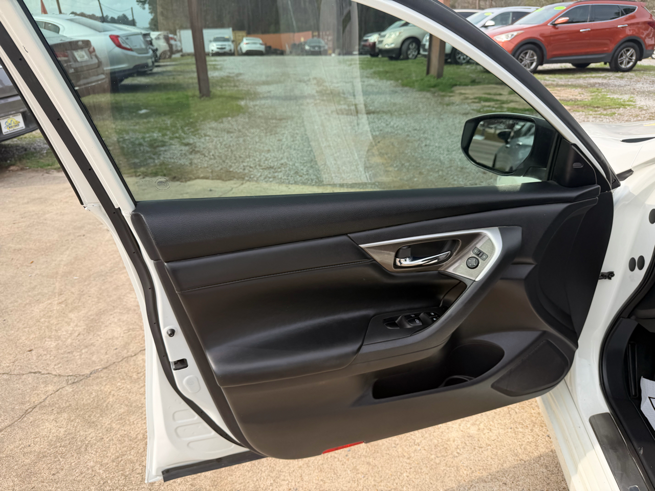 Nissan Altima 4dr Sdn V6 3.5 SL 2015