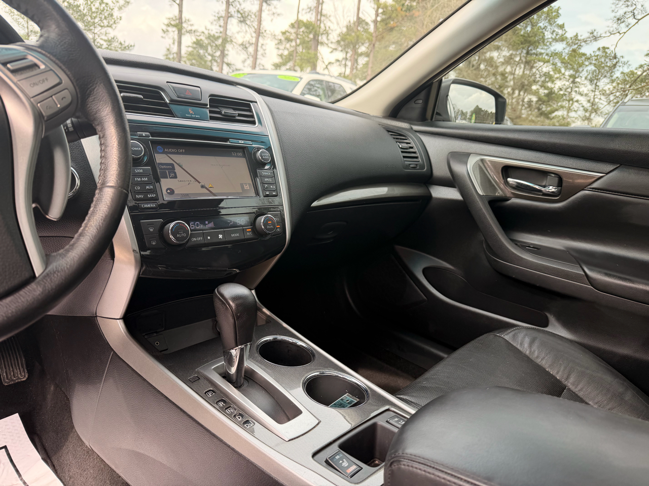 Nissan Altima 4dr Sdn V6 3.5 SL 2015