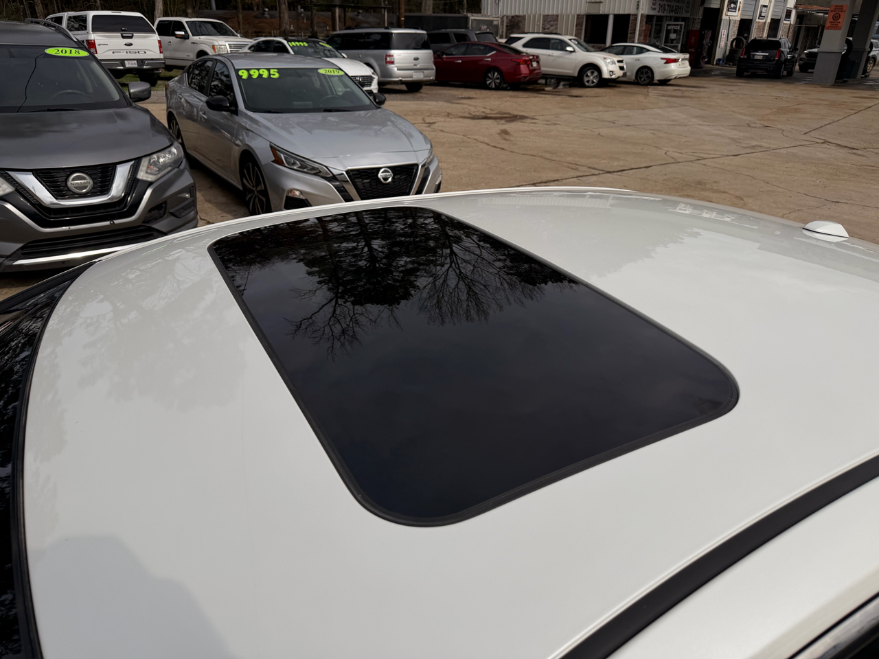 Nissan Altima 4dr Sdn V6 3.5 SL 2015