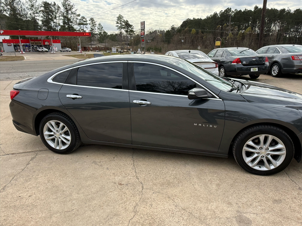 Chevrolet Malibu 4dr Sdn LT w/1LT 2017