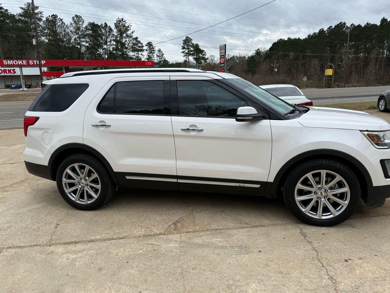Ford Explorer Limited FWD 2017