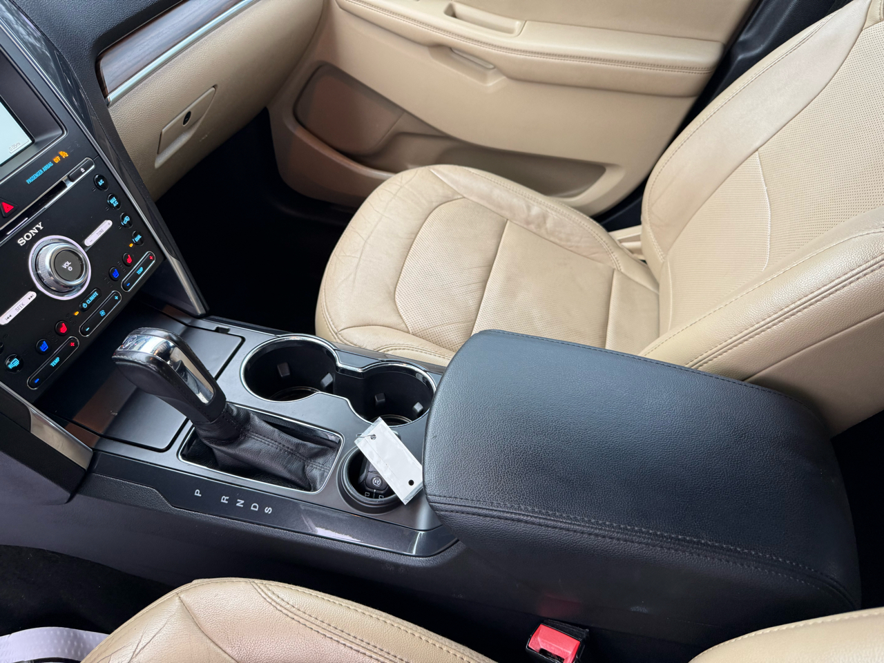 Ford Explorer Limited FWD 2017