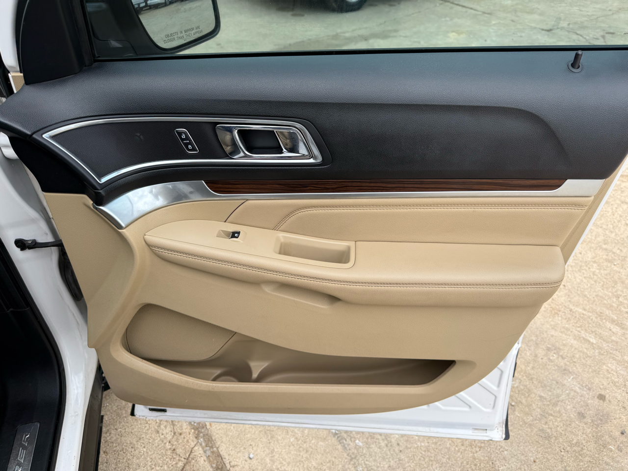 Ford Explorer Limited FWD 2017