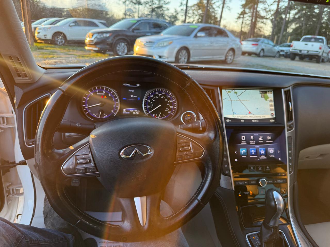 Infiniti Q50 4dr Sdn Premium RWD 2014